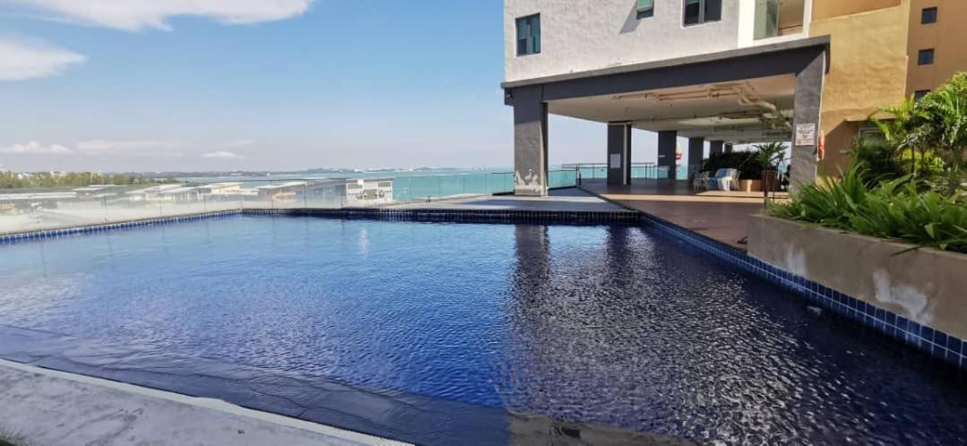Seaview Dwharf Family Suit Private Port Dickson Exteriör bild